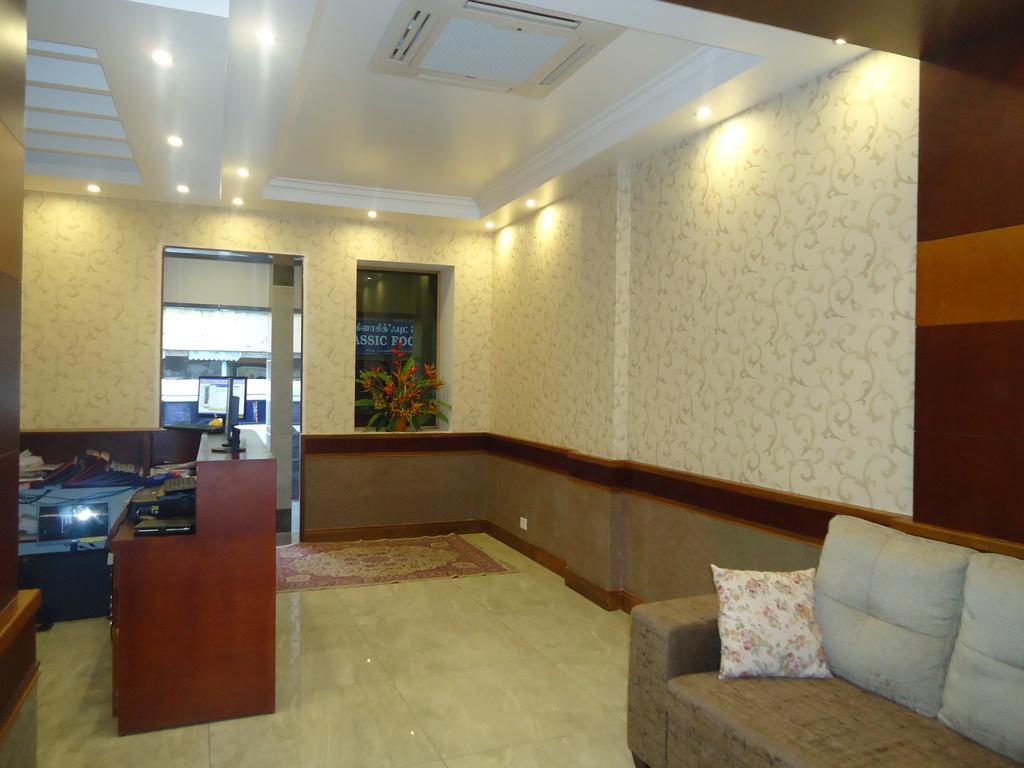 Pleasant Inn Puducherry Eksteriør billede