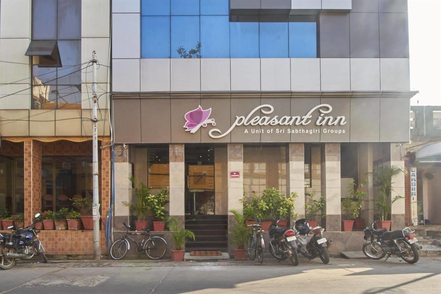 Pleasant Inn Puducherry Eksteriør billede